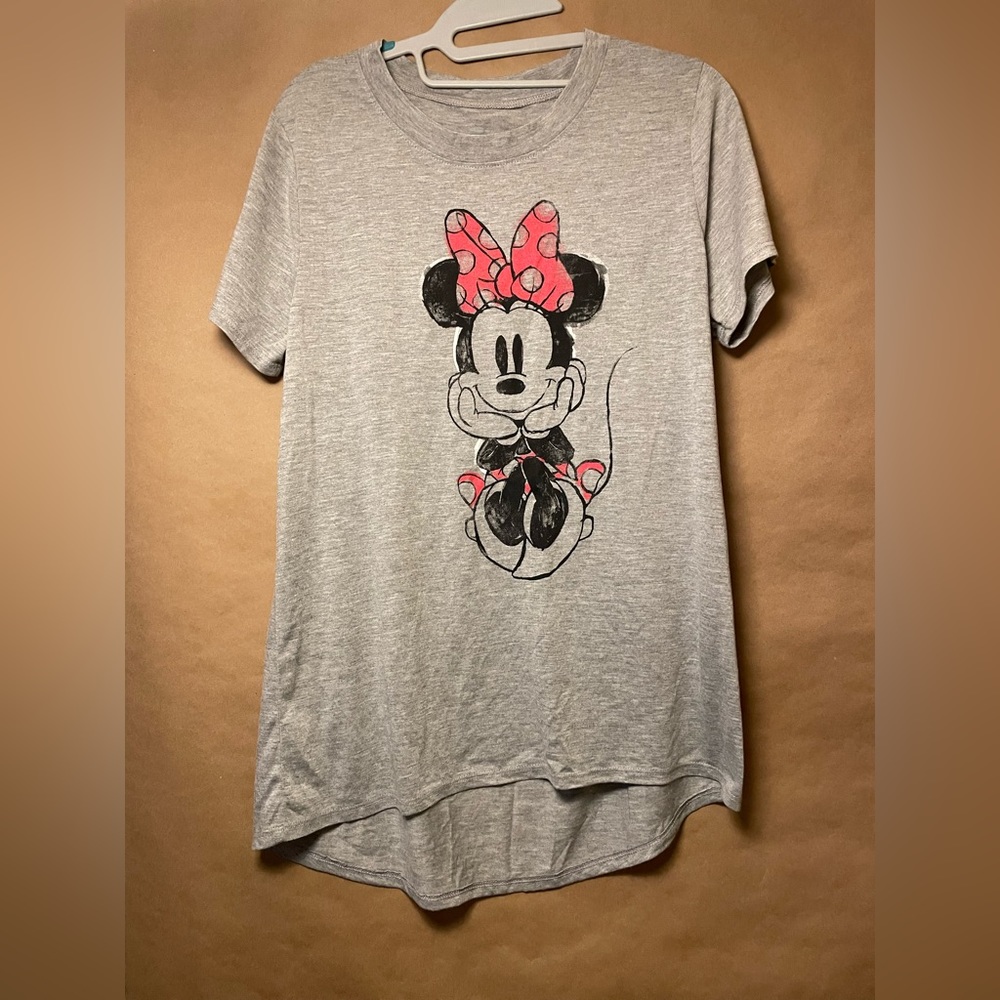 Disney Minnie mouse T-shirt. Long in length. Short sleeves. Never been worn.